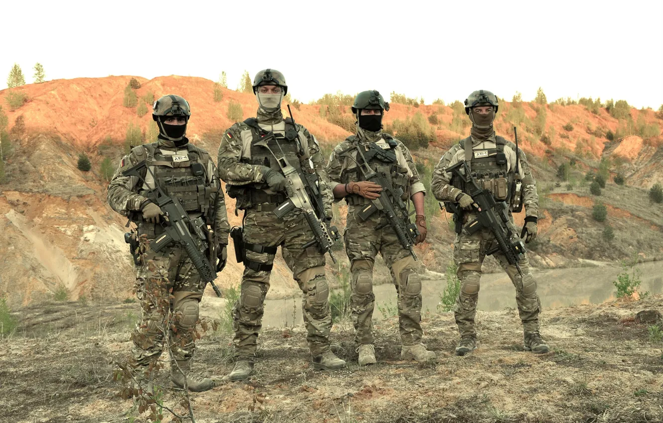 Photo wallpaper gun, pistol, soldier, weapon, man, rifle, pearls, assault rifle