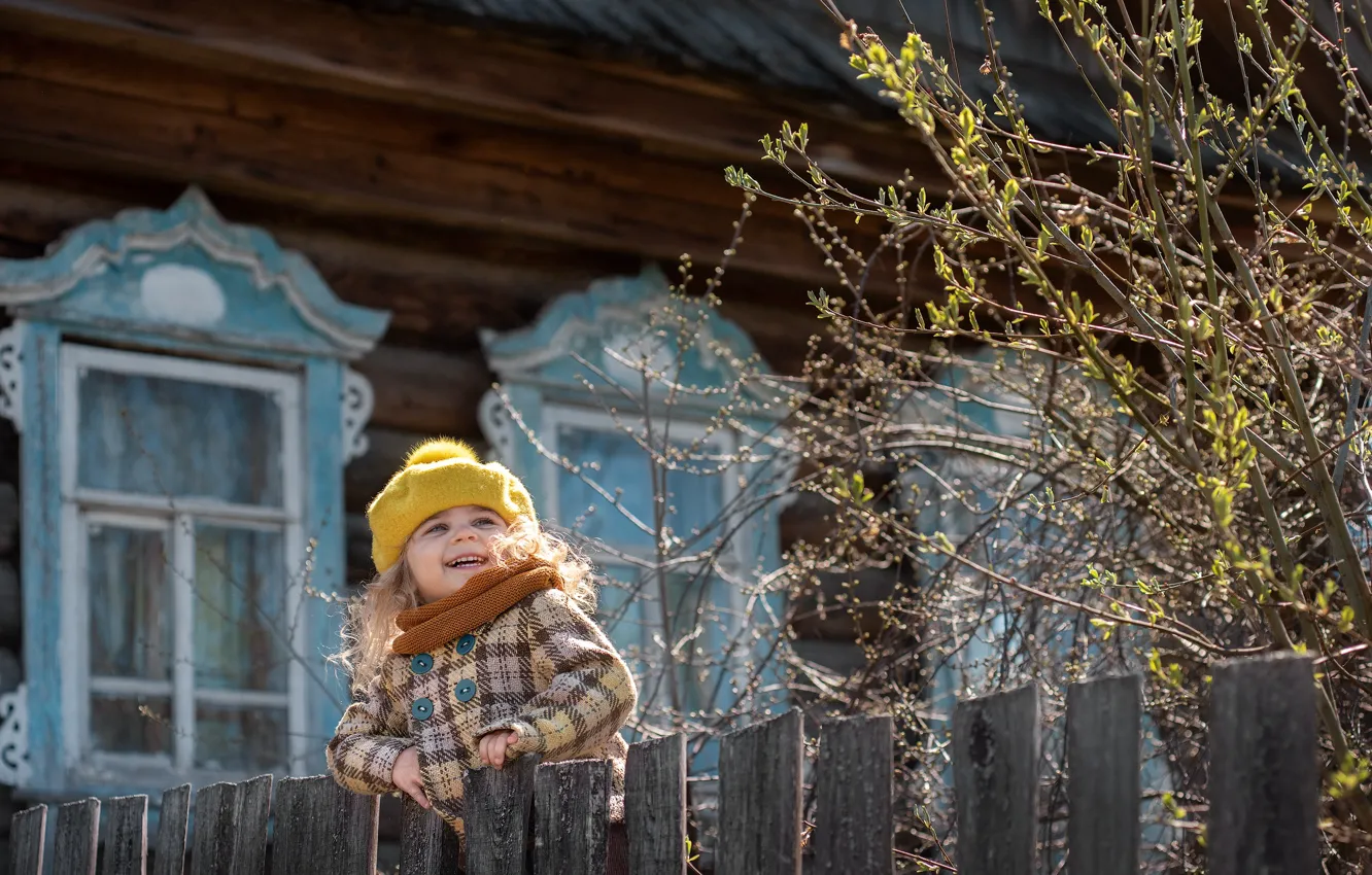 Photo wallpaper joy, house, the fence, spring, girl, baby, child, Tatiana Kozlova