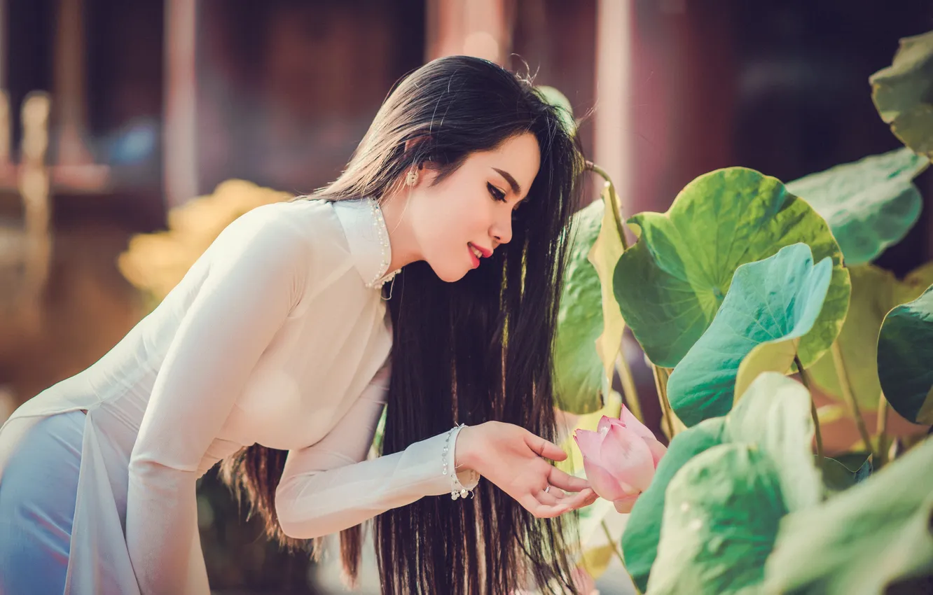 Photo wallpaper girl, brunette, profile, Asian