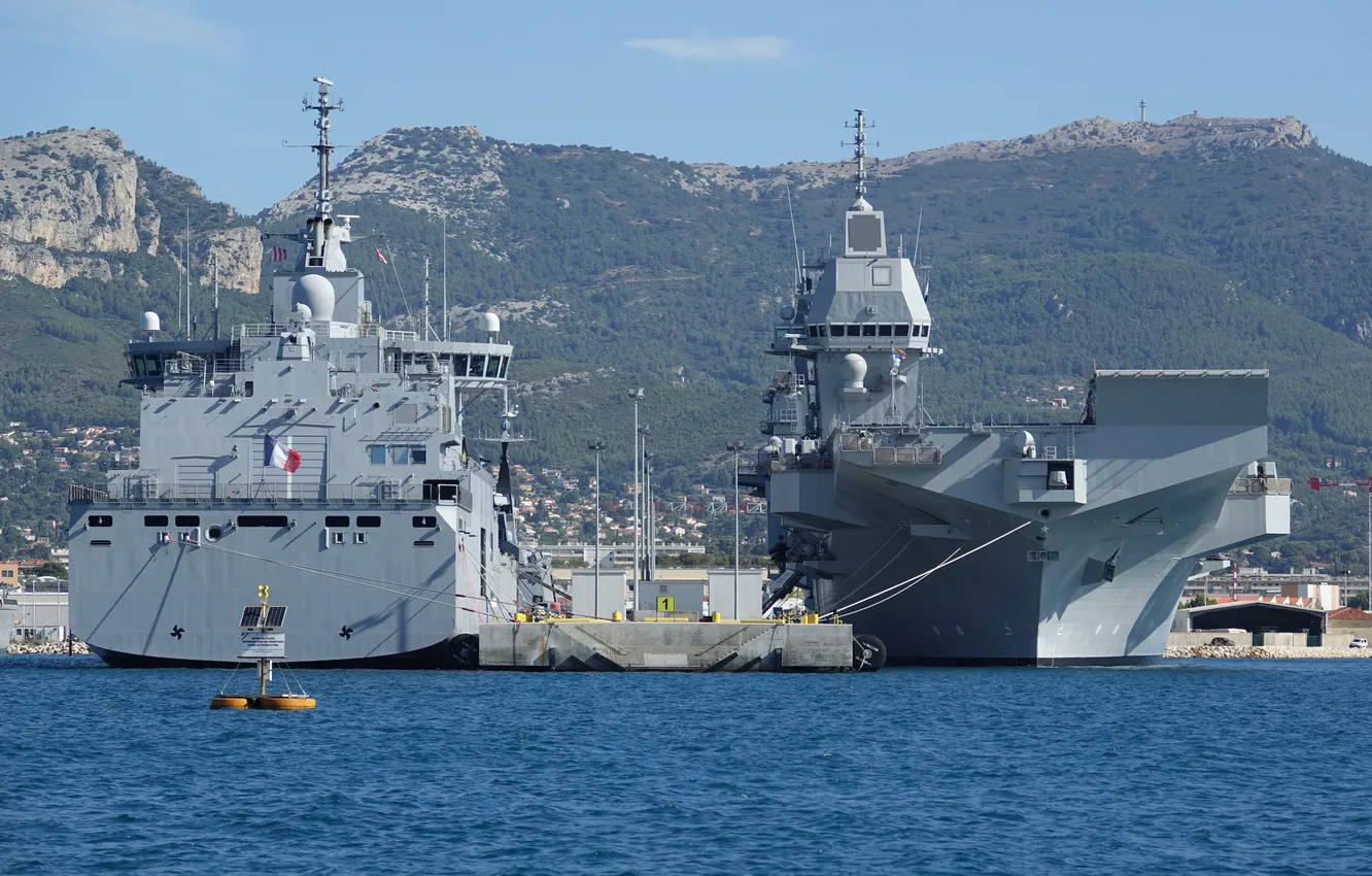 Photo wallpaper UDC, The Italian Navy, LHD Trieste, L9890