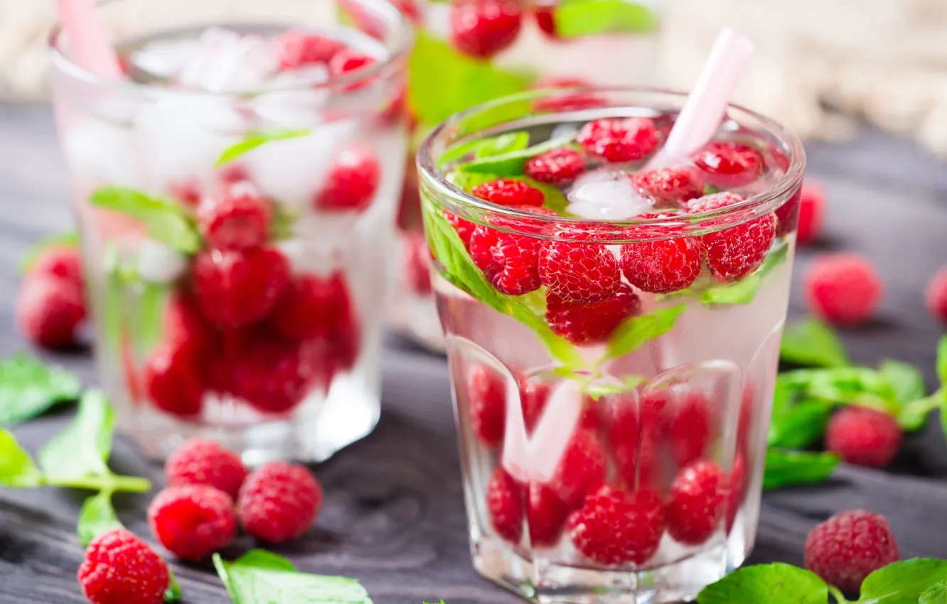 Photo wallpaper ice, strawberry, ice, drink, drink, raspberry