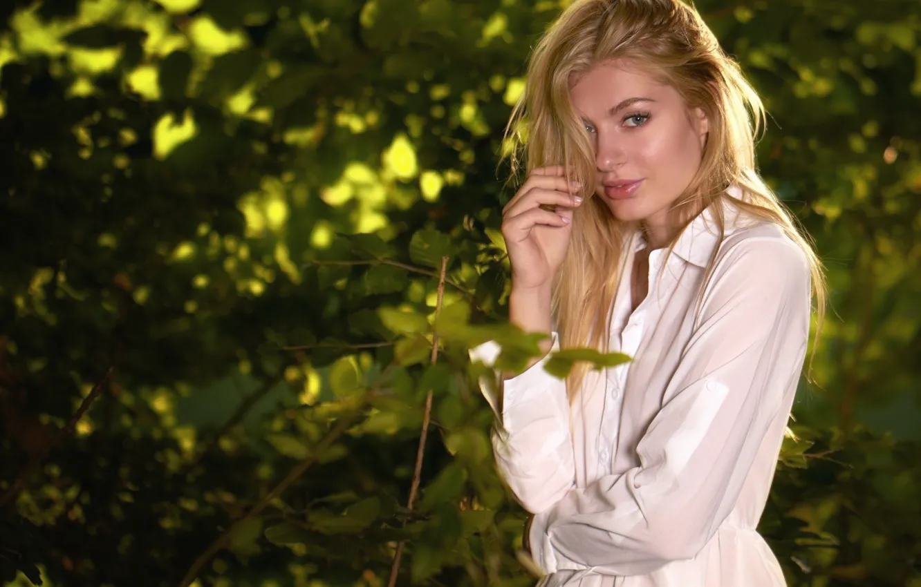 Photo wallpaper look, face, hair, cutie