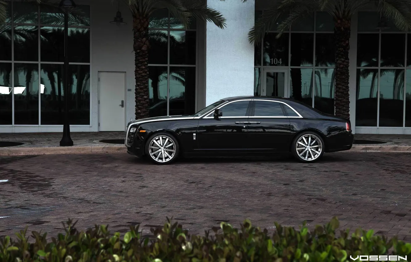 Photo wallpaper machine, asphalt, black, Rolls Royce, Ghost, luxury