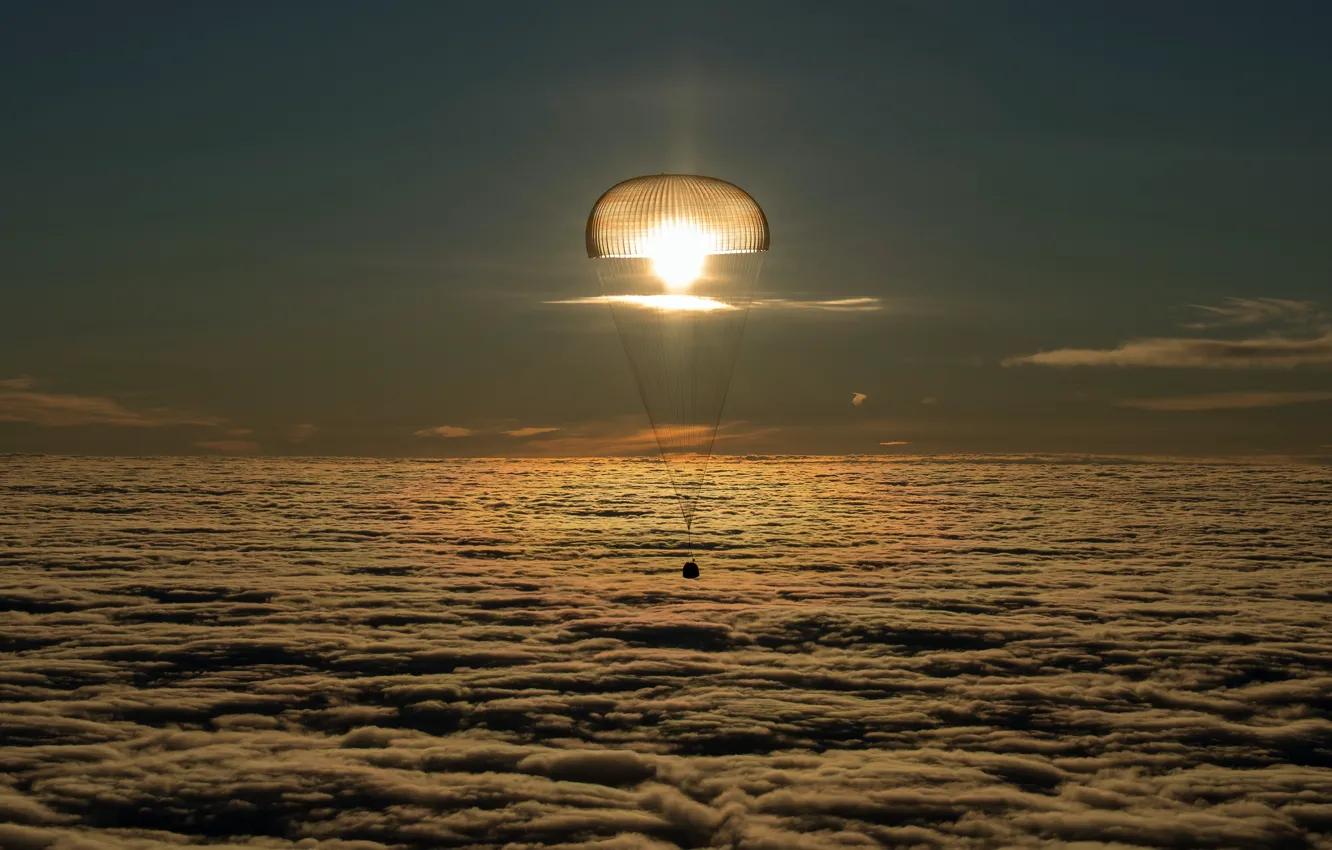 Photo wallpaper Landing, Kazakhstan, Soyuz MS-06, Expedition 54, Qaraghandy
