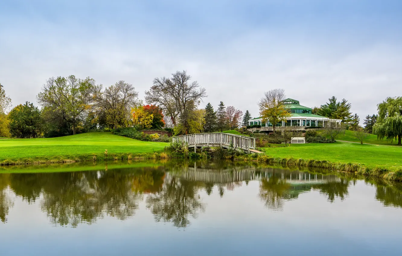 Photo wallpaper the sky, grass, bridge, lake, reflection, mirror, Golf camp