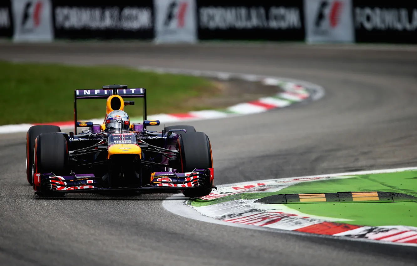 Photo wallpaper Formula 1, Red Bull, Vettel, The curb, Shicane