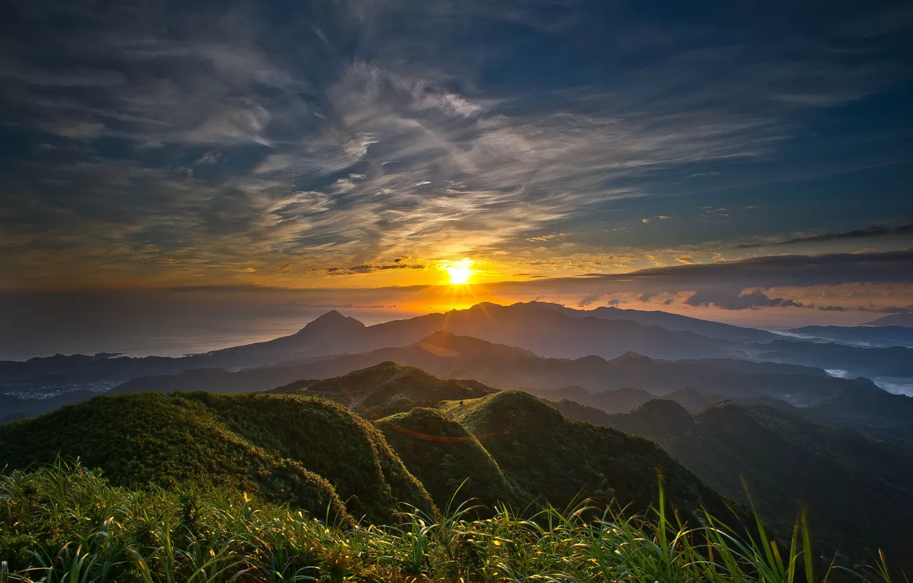 Photo wallpaper the sun, mountains, view, panorama
