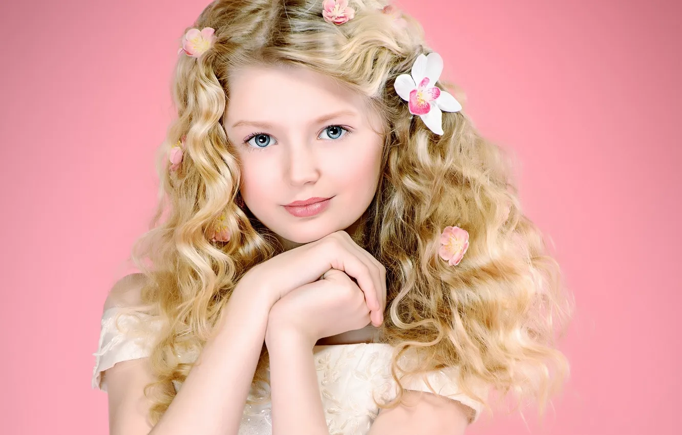 Photo wallpaper flowers, hair, hands, girl, curls, curls