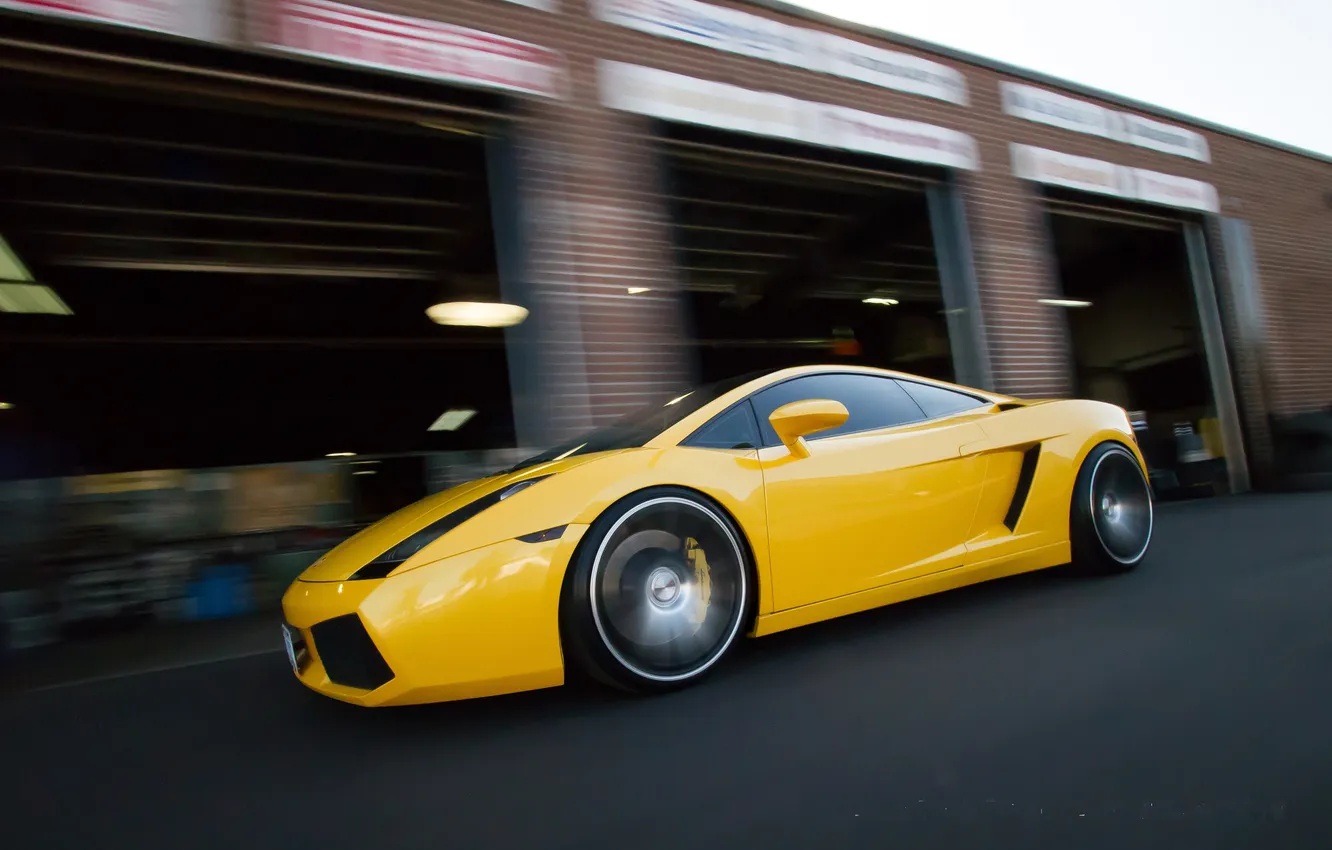 Photo wallpaper yellow, building, speed, blur, Lamborghini, Boxing, Gallardo, yellow
