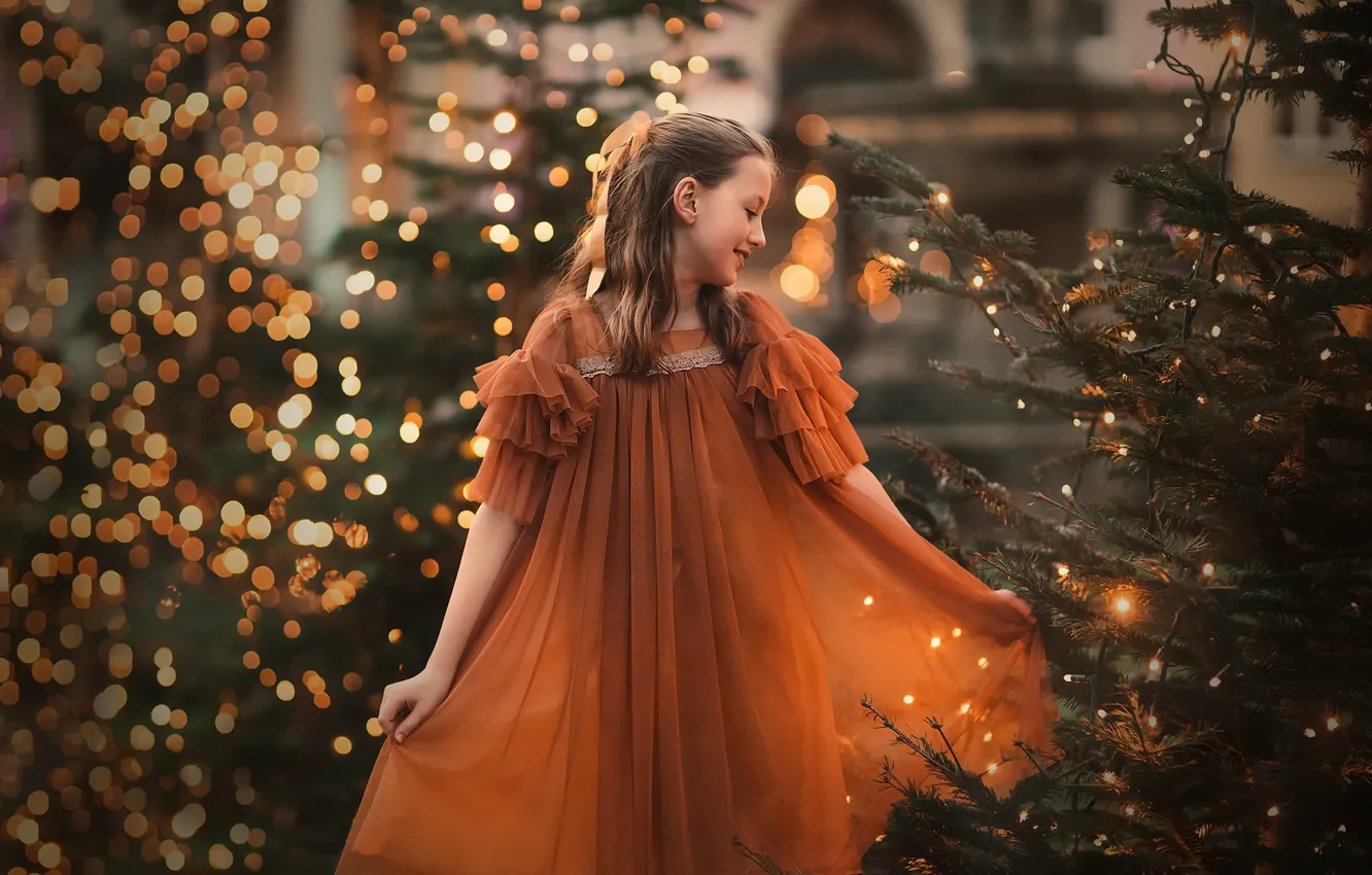 Photo wallpaper holiday, tree, girl