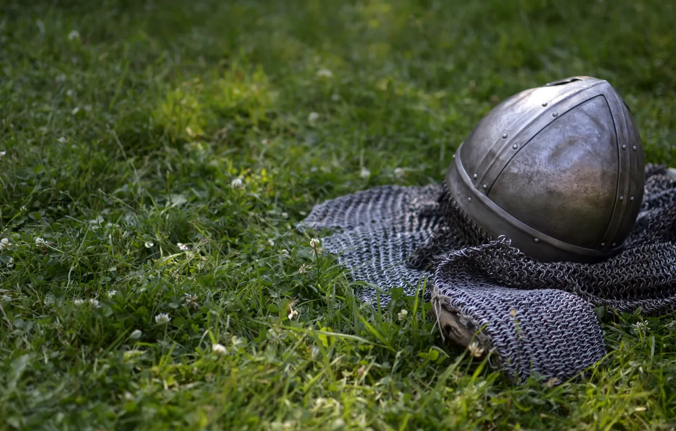 Photo wallpaper grass, helmet, mail
