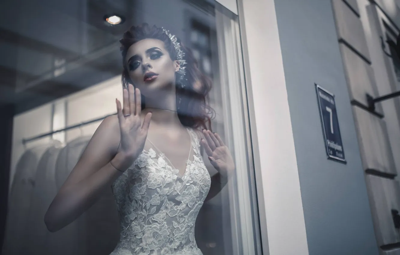 Photo wallpaper glass, girl, pose, style, hands, makeup, dress, the bride