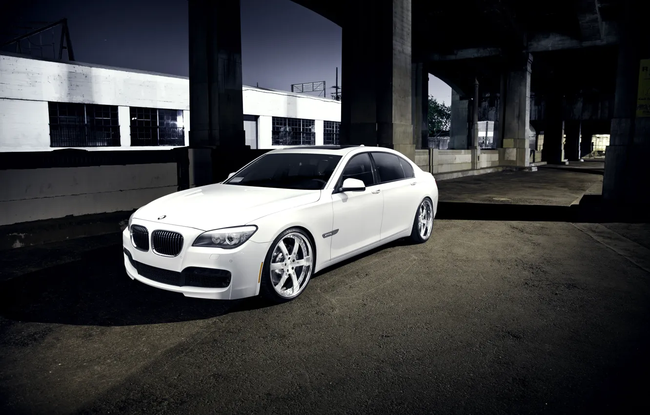 Photo wallpaper white, night, BMW, BMW, white, 750Li, 7 Series, concrete pillars