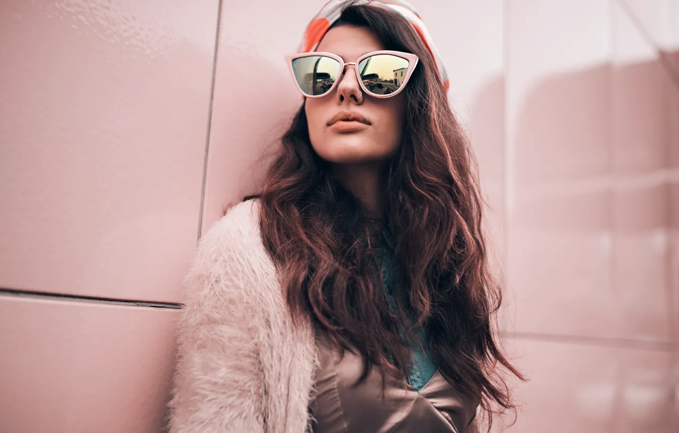 Photo wallpaper girl, portrait, glasses, brown hair