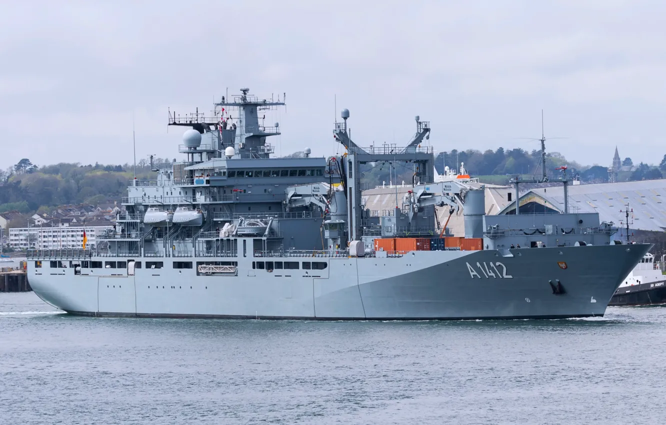 Photo wallpaper Germany, Frankfurt am Main, security ship