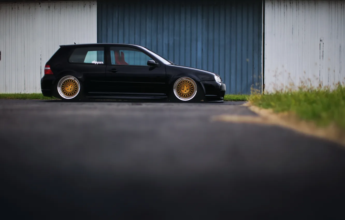 Photo wallpaper Volkswagen, black, R32, golf, tuning, low, Dapper