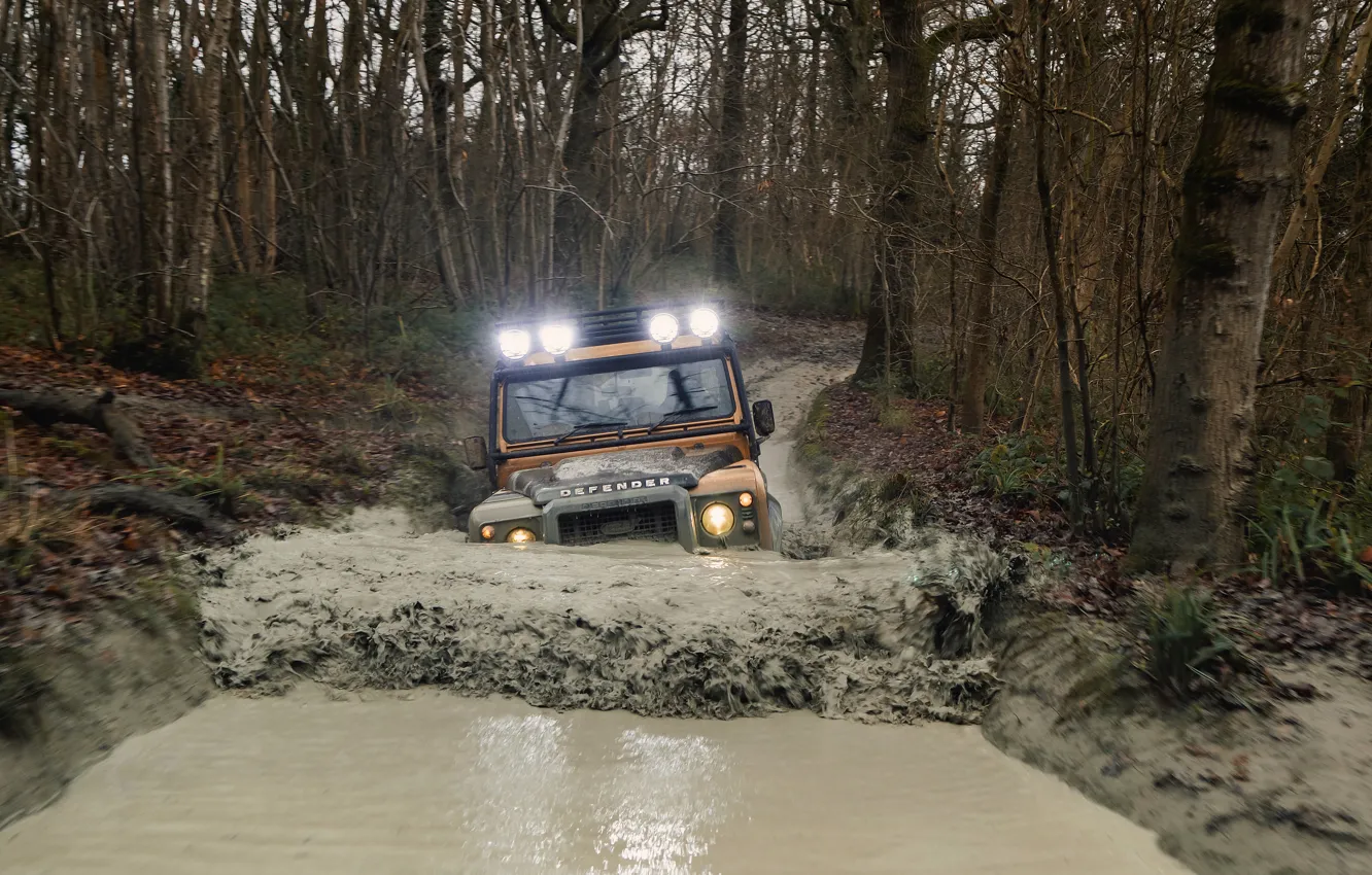 Photo wallpaper water, dirt, SUV, Land Rover, Defender, ditch, V8, 5.0 L.