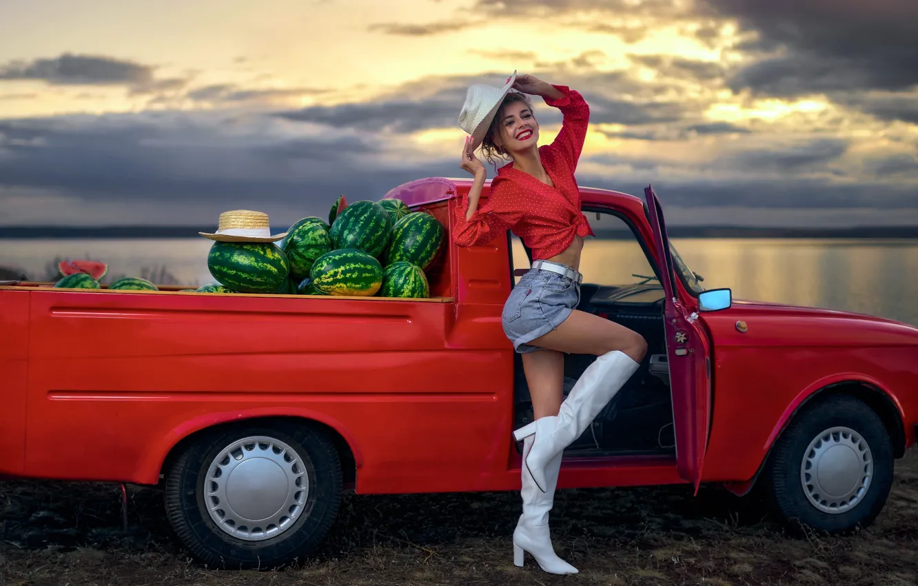 Photo wallpaper auto, girl, pose, smile, river, mood, shorts, hat