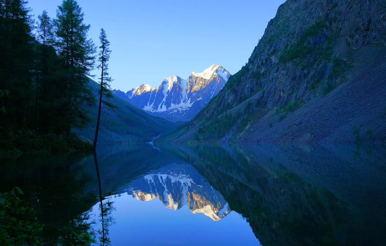 Photo wallpaper trees, mountains, lake, beauty, the reflection in the water, early morning, mountain landscape, Sergey Andreevich