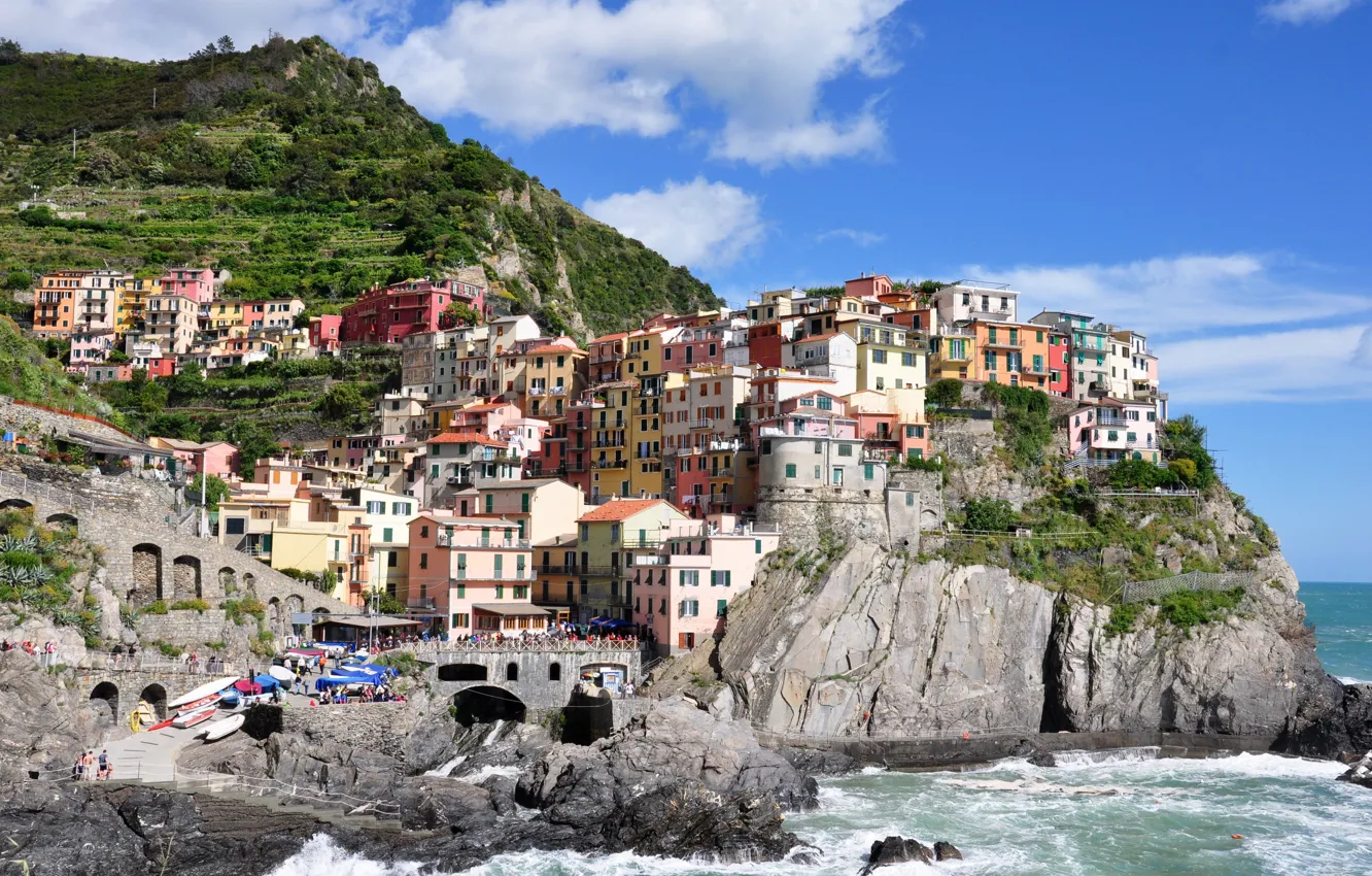 Photo wallpaper mountains, the city, rocks, coast, home, Italy, Manarola