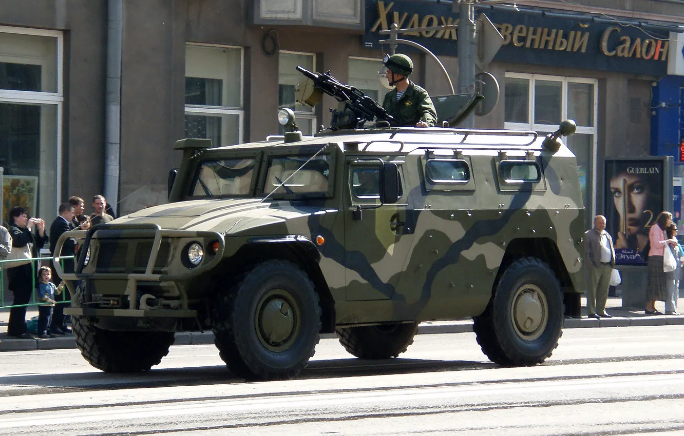 Photo wallpaper soldier, military, weapon, armored, machine gun, war material, armored vehicle