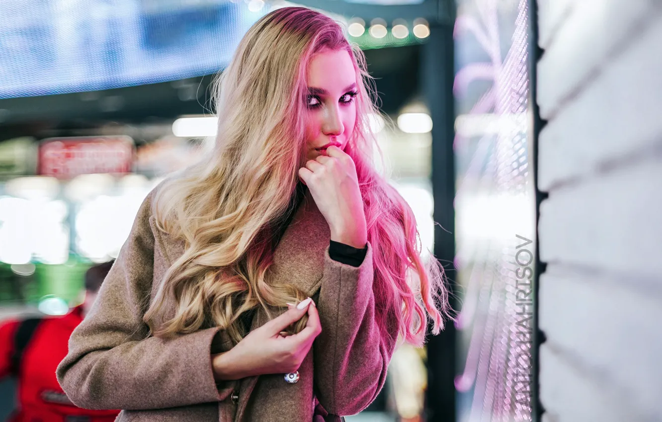 Photo wallpaper look, lights, pose, background, model, portrait, makeup, hairstyle