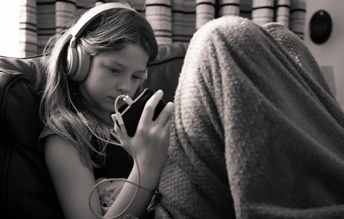 Photo wallpaper headphones, player, girl, Daniel Banham
