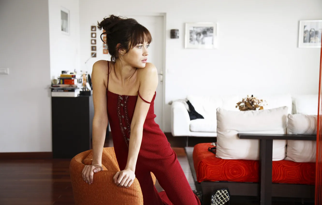 Photo wallpaper hair, look, Olga Kurylenko, pose, figure, actress, Olga Kurylenko, makeup