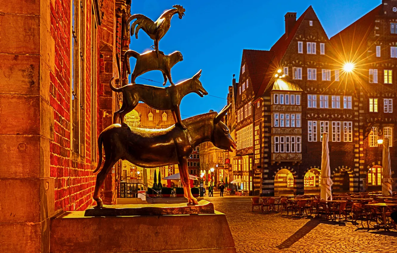 Photo wallpaper the city, building, home, the evening, Germany, lighting, area, monument