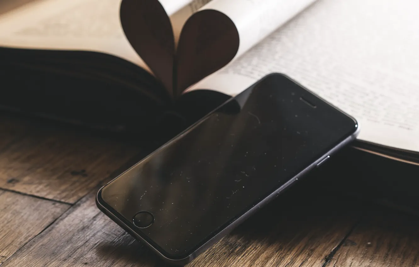 Photo wallpaper hearts, book, phone