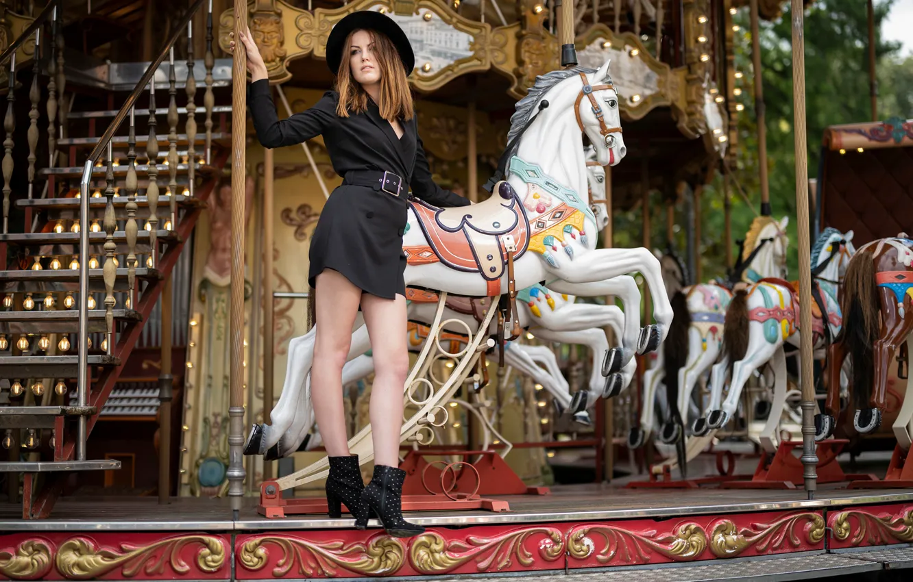 Photo wallpaper girl, model, hat, slim, carousel, legs