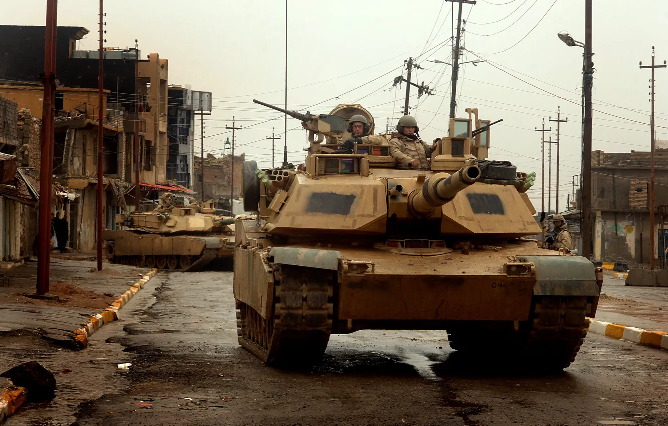 Photo wallpaper Abrams, main battle tank USA, in the city of tall afar, M1 Abrams