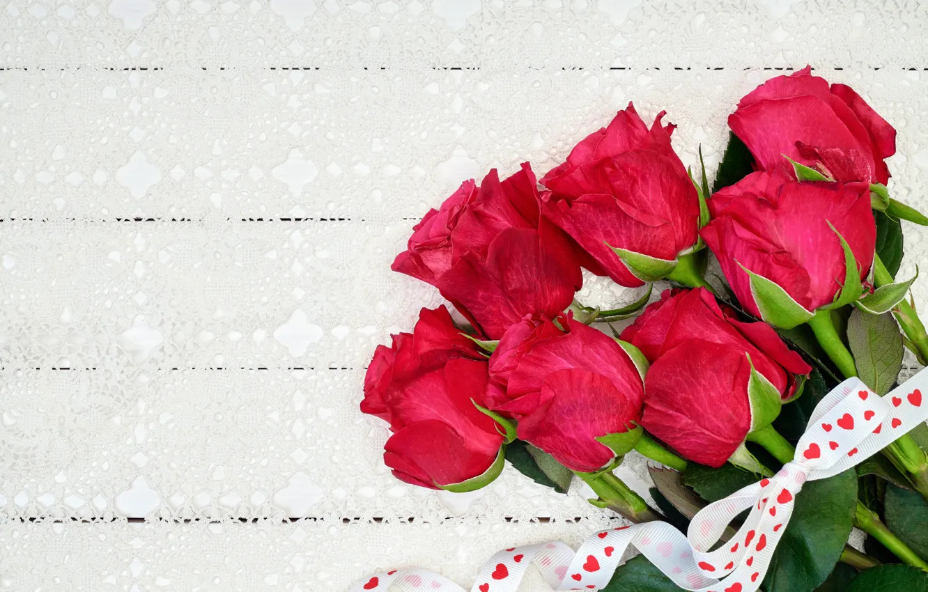 Photo wallpaper flowers, red, roses, bouquet, tape, red, love, wood