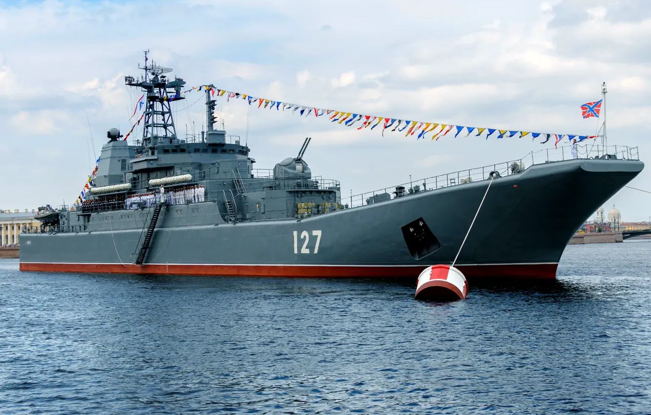 Photo wallpaper ship, large, parade, Queen, landing, the project 775