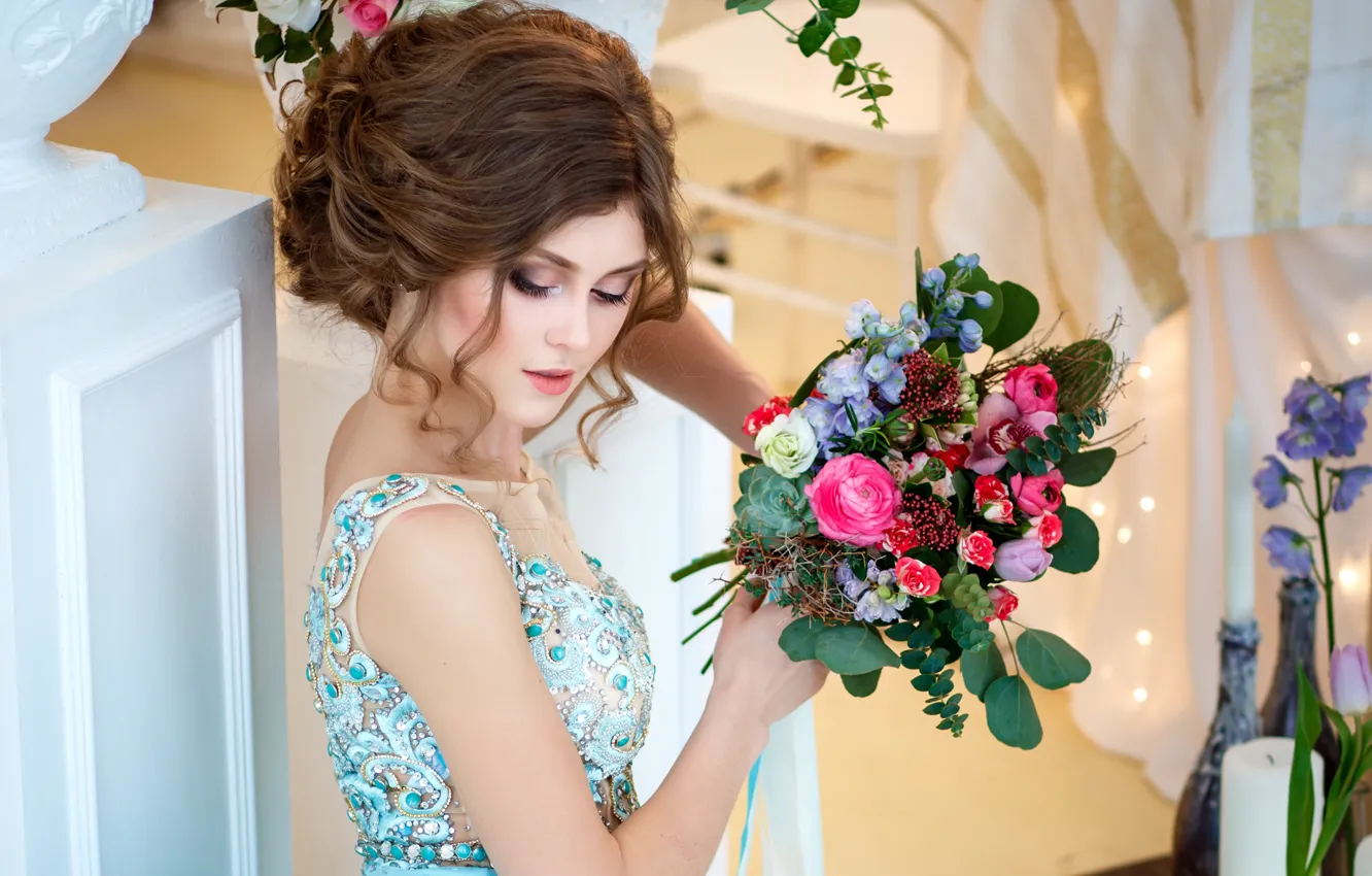 Photo wallpaper girl, flowers, bouquet, makeup, dress, hairstyle, brown hair