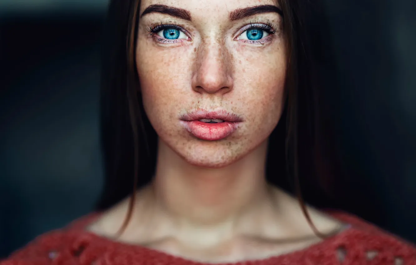 Photo wallpaper macro, portrait, lips, freckles, Inna, Maks Kuzin