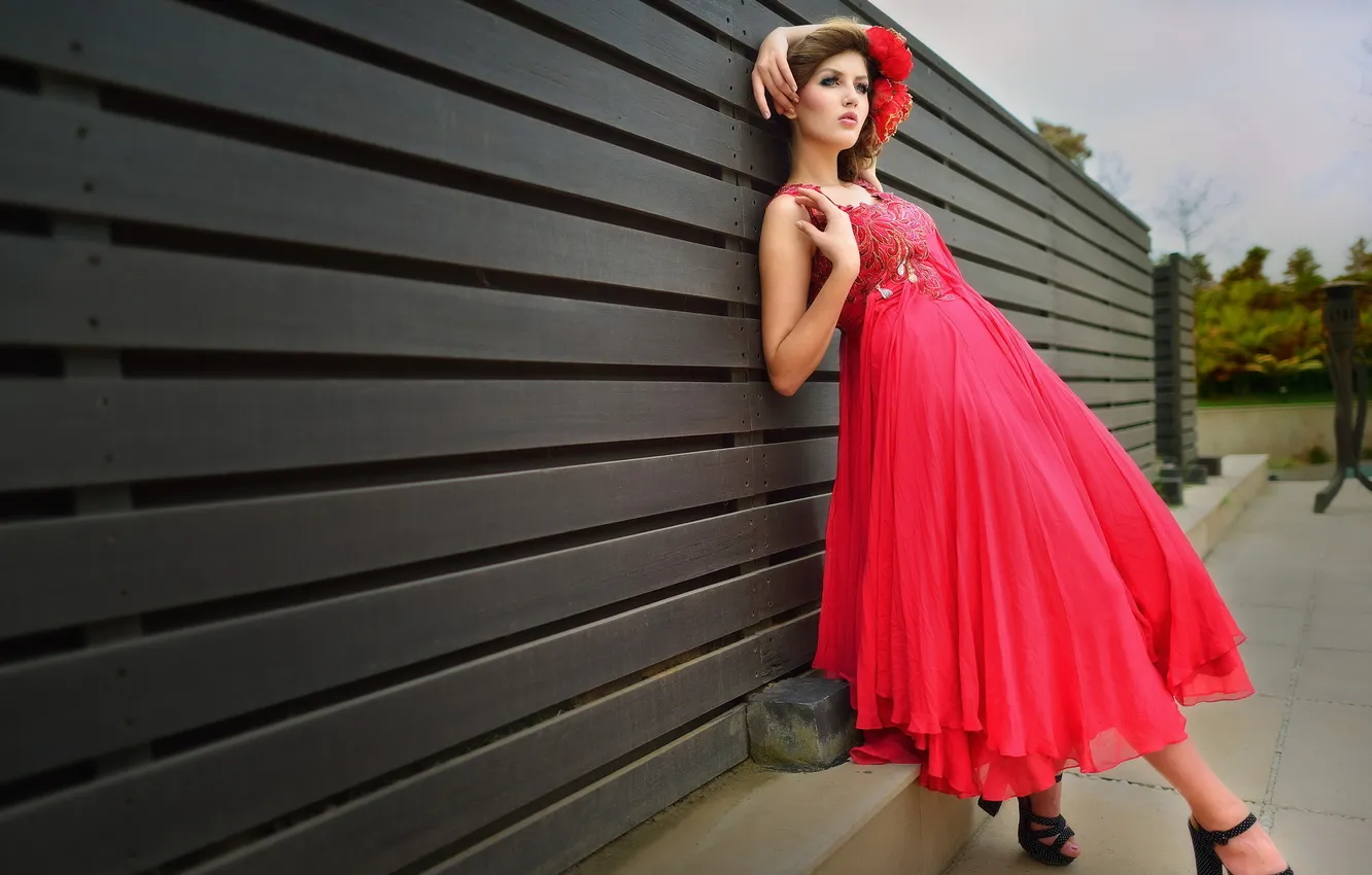 Photo wallpaper girl, the fence, Kristina