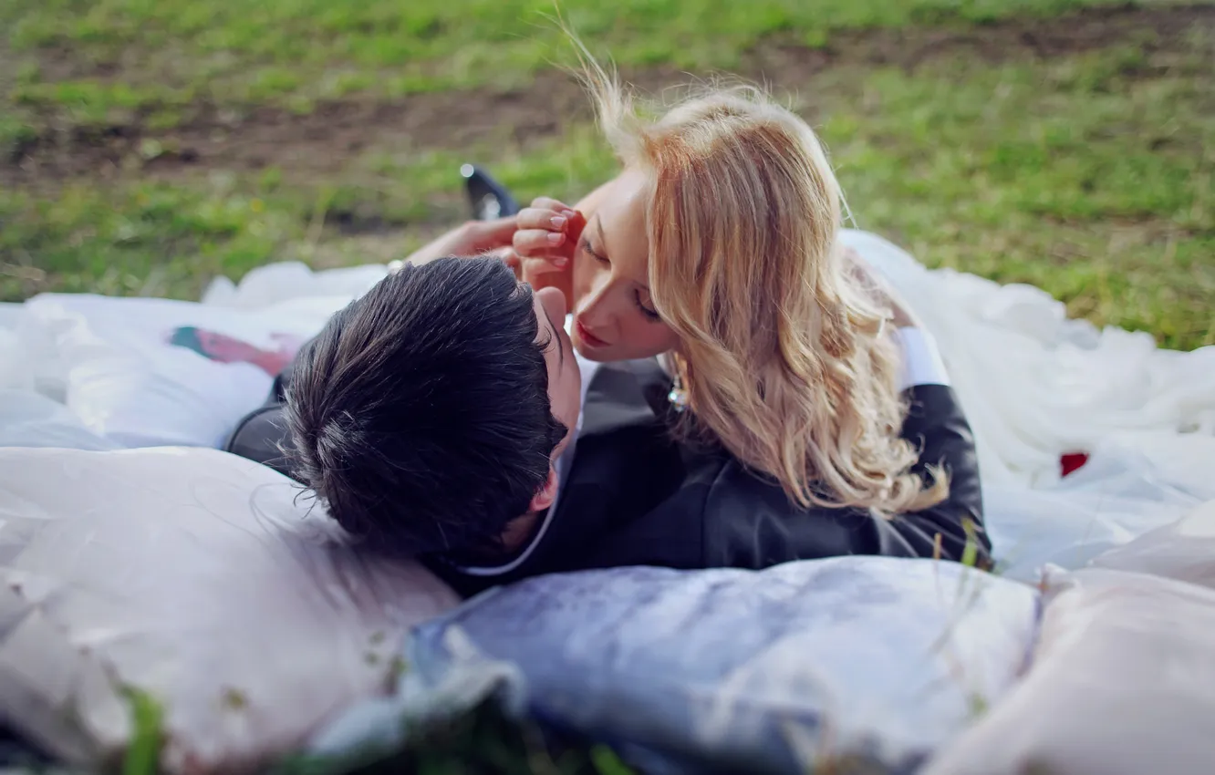 Photo wallpaper grass, girl, pillow, blonde, guy