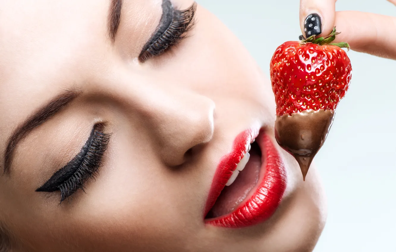Photo wallpaper eyelashes, model, makeup, strawberry, lips