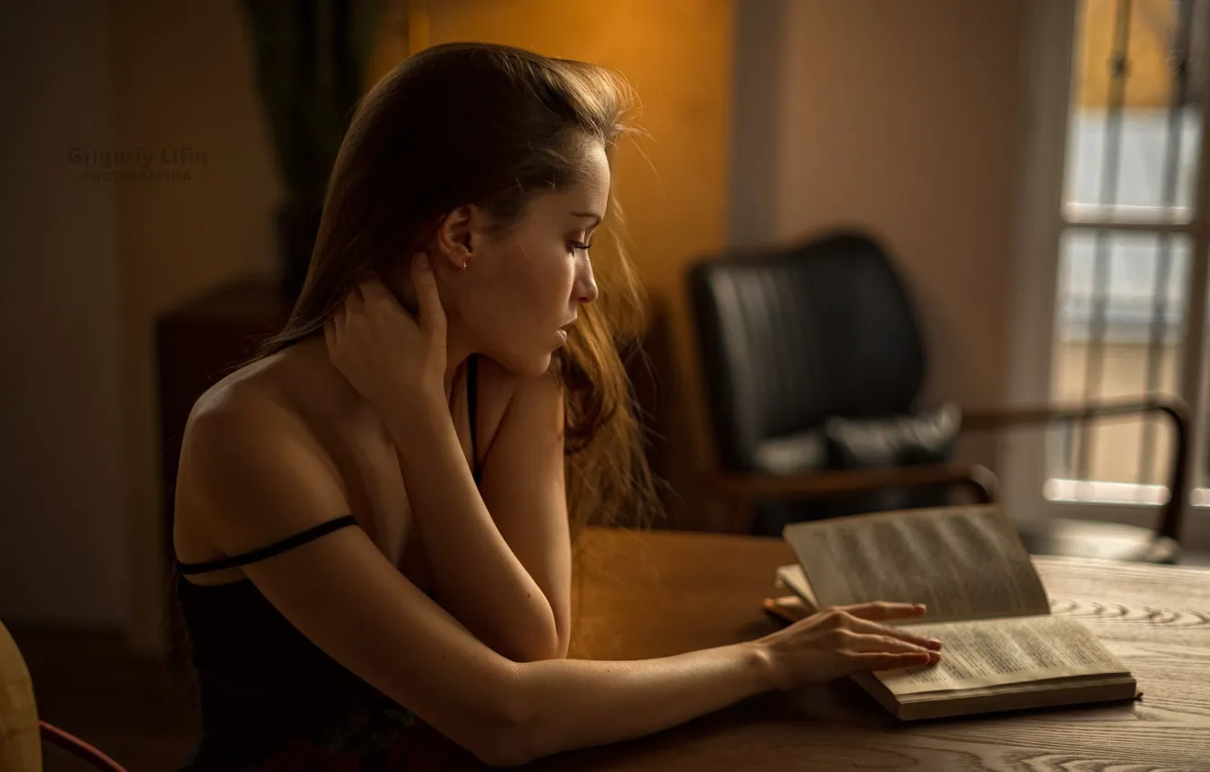 Photo wallpaper pose, room, model, portrait, makeup, hairstyle, book, brown hair