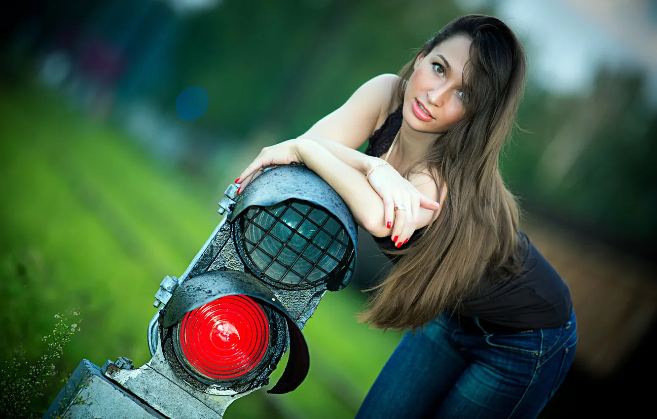 Photo wallpaper look, red, hair, jeans, traffic light, brown hair