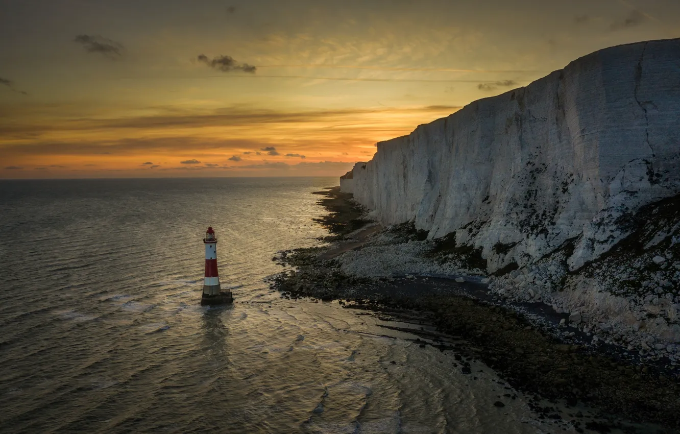 Photo wallpaper sea, sunset, rock, lighthouse, England, England, The Channel, English Channel