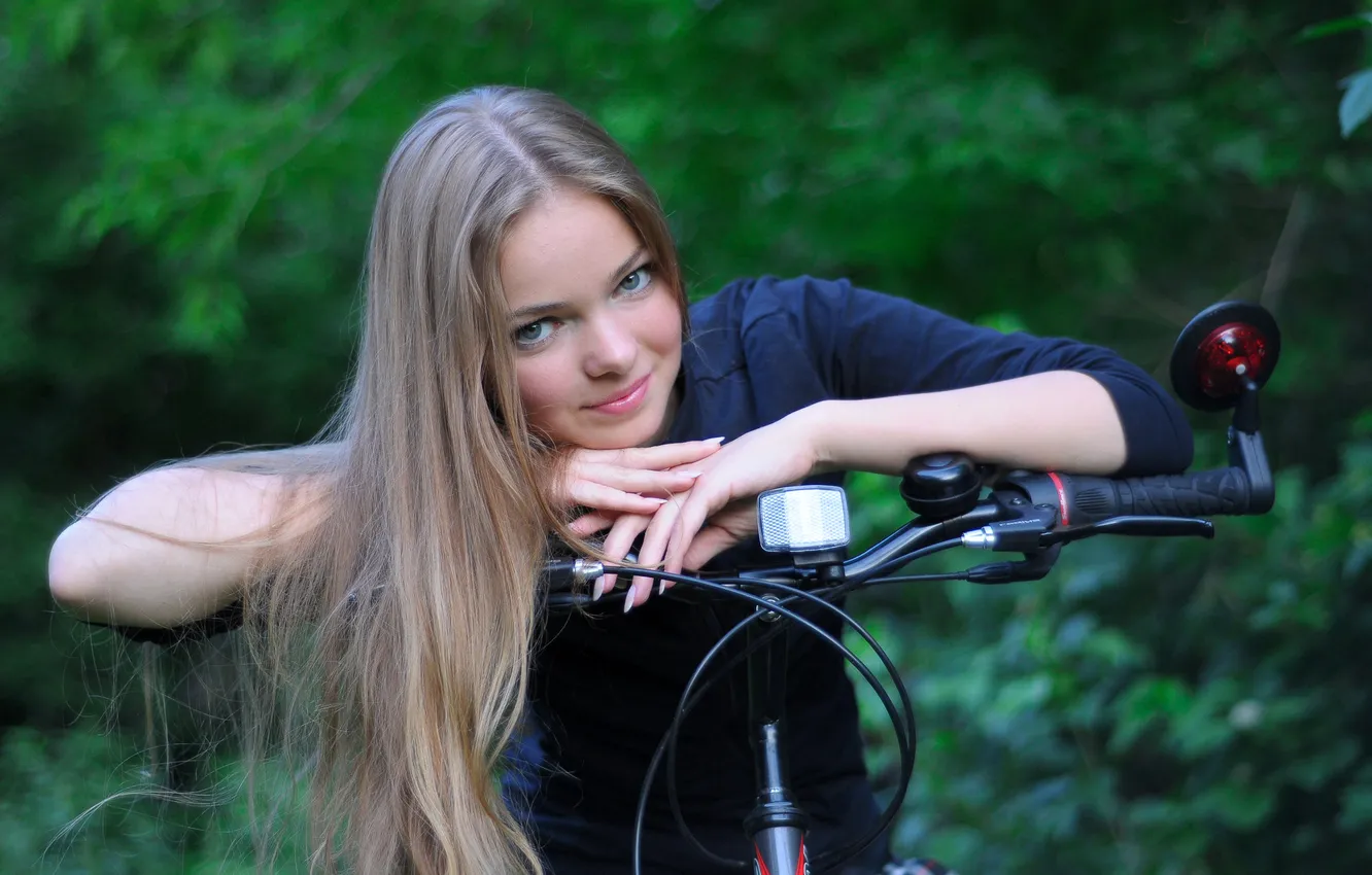 Photo wallpaper girl, bike, smile, nails, blonde, Ossia