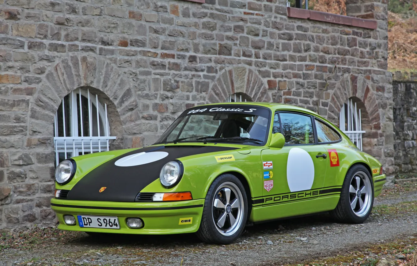 Photo wallpaper Porsche, Green, Porsche 911, Front, 964, DP Motorsport