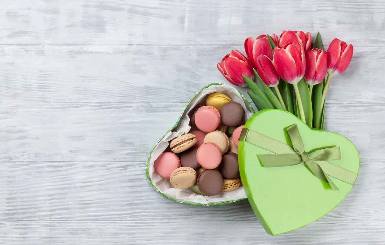 Photo wallpaper flowers, red, gift, bouquet, tulips, red, love, heart