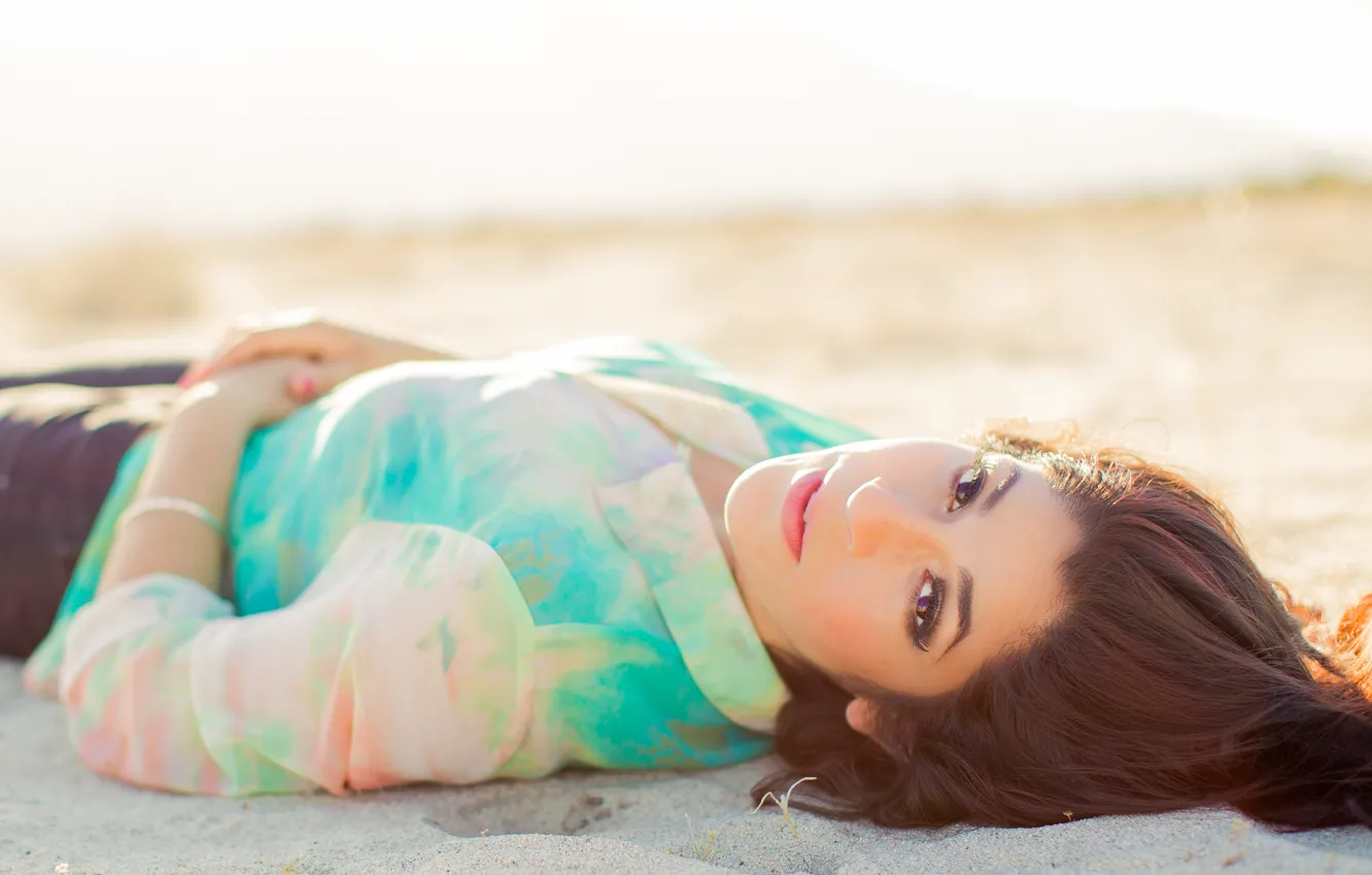 Photo wallpaper look, girl, brunette, lips, lies, Eva, brown eyes, Eva