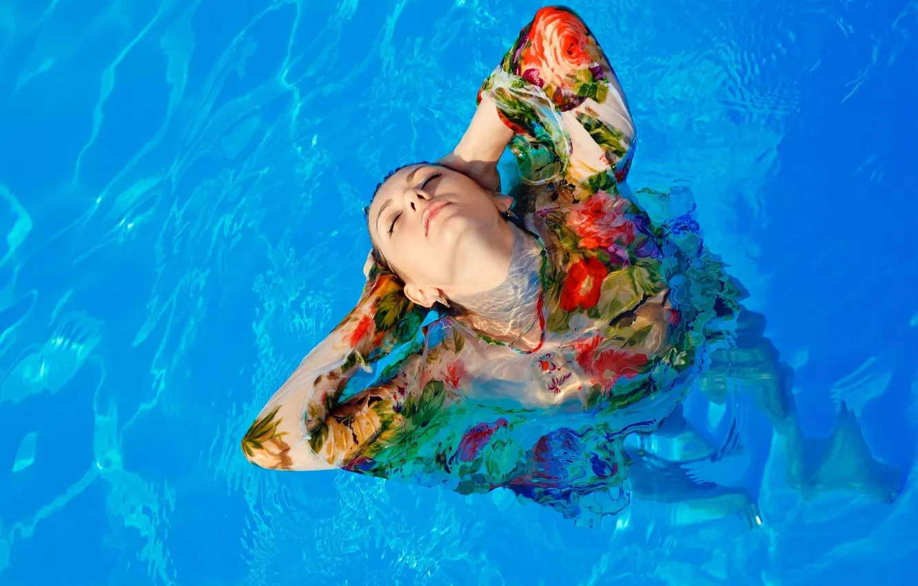 Photo wallpaper water, girl, bathing, girl, blue, Bathing