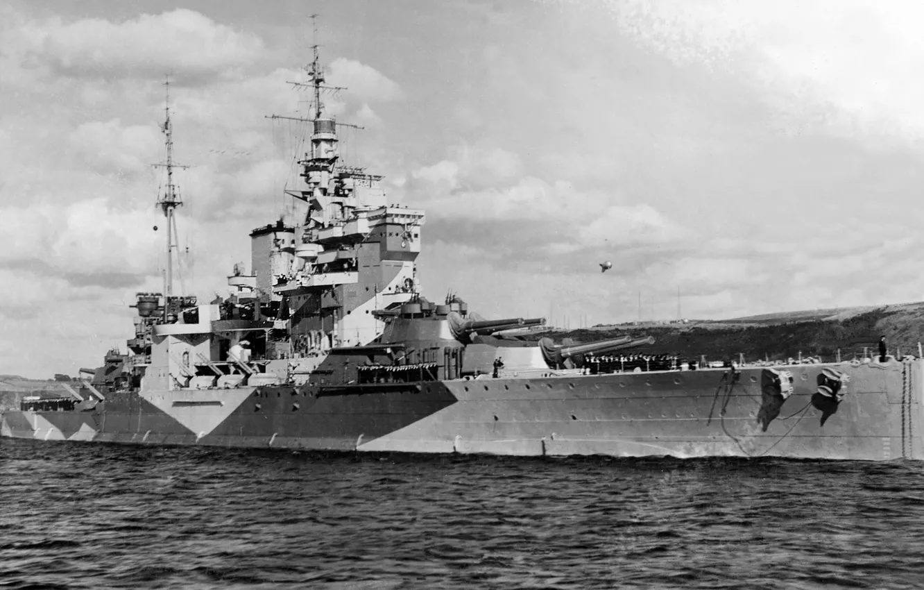 Photo wallpaper battleship, Portsmouth, 1943, HMS QUEEN Elizabeth