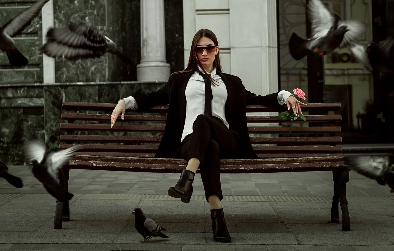 Photo wallpaper long hair, woman, young, beautiful, model, suit, sunglasses, tie