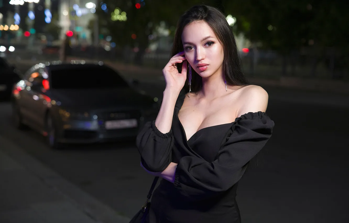 Photo wallpaper look, girl, pose, street, portrait, hands, neckline, shoulders